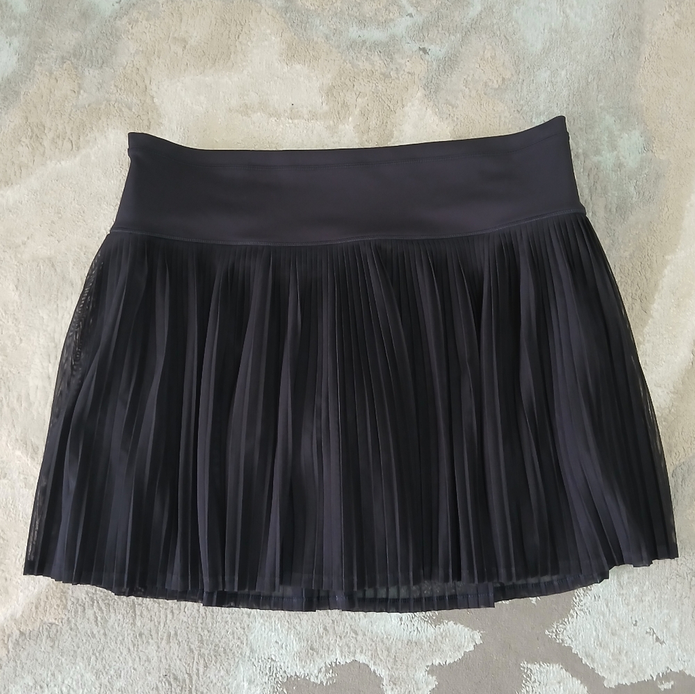 Ibkul Solid Mesh Skort - image 2